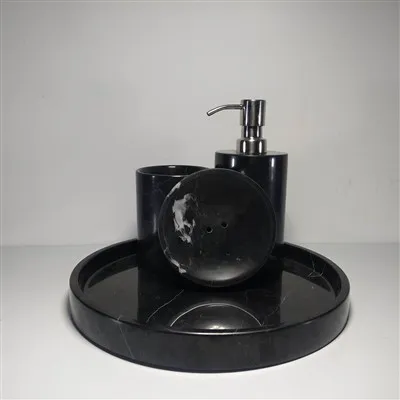 Nwa poli mab twalèt ansanm akseswa